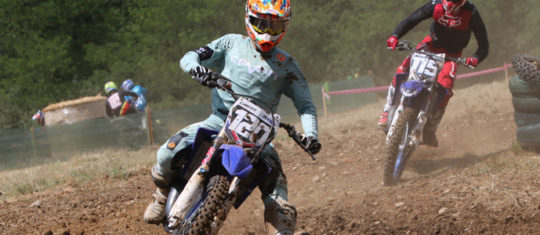 tenues spécialises pour motocross